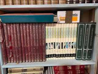 Enciclopedias y libros