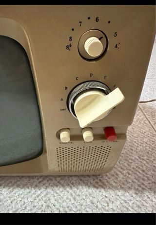 Televisore vintage Telefunken