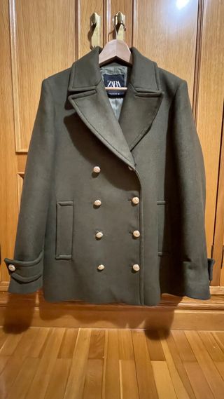Abrigo chaqueton verde oliva sin estrenar