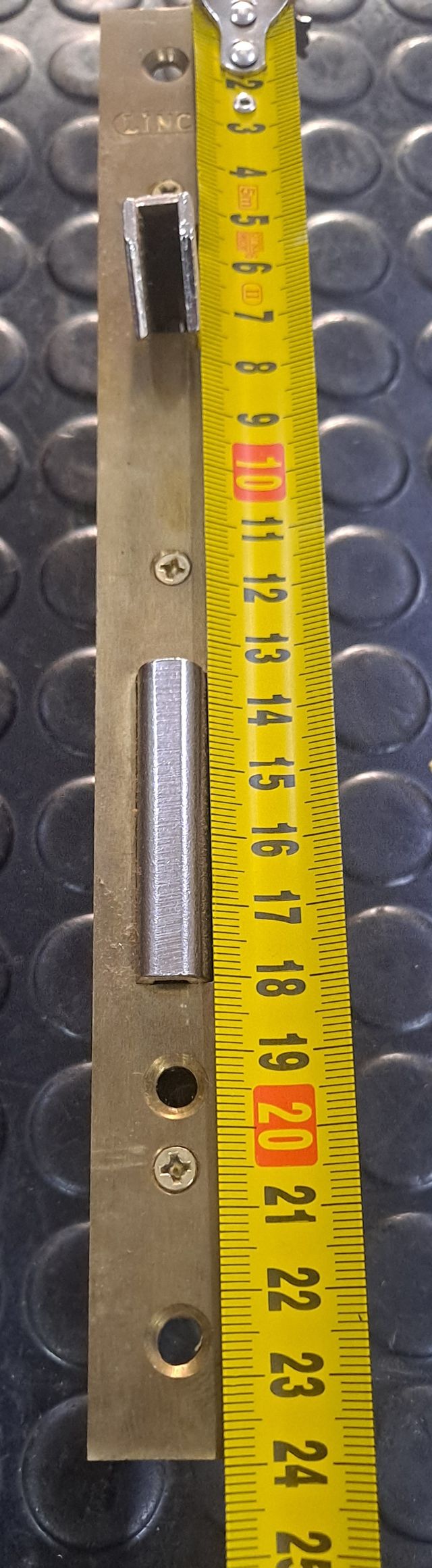 Cerradura puerta corredera lince