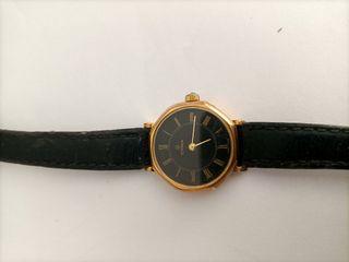 Relógio de corda Cyma antigo com visor octagonal