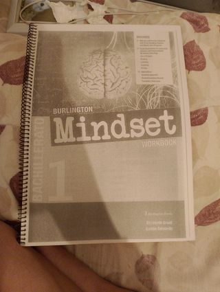 Libro actividades de inglés 1 bach