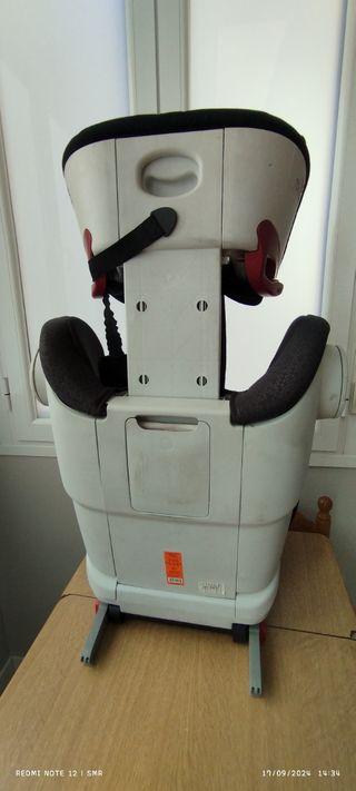 Britax Romer Silla alzador niños para coche.