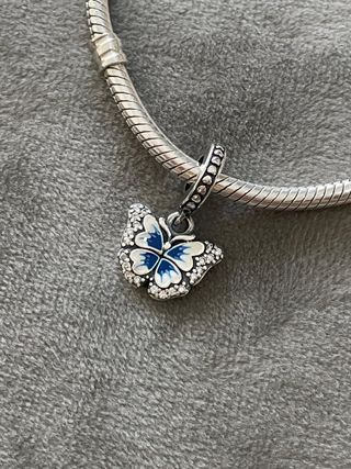 Charm colgante mariposa 