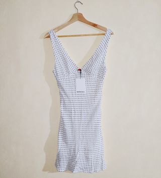 Vestido Bershka blanco corto de lunares
