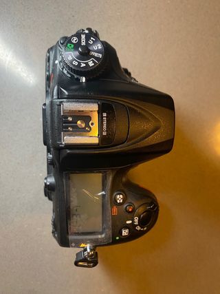 Nikon D7200 - Objetivo Nikon 18 - 140mm