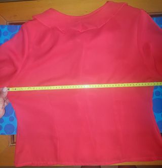 Camisa roja muy original♥️