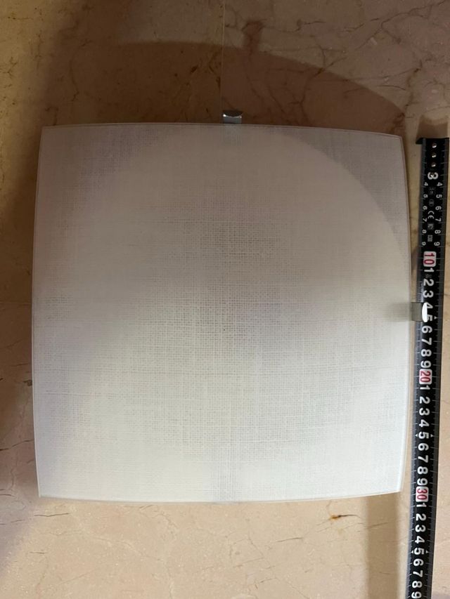 Plafón-Aplique de luz cuadrado blanco cuadritos