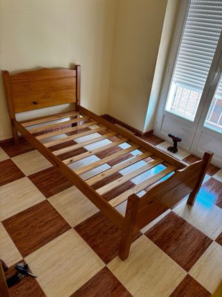 Cama-somier de madera