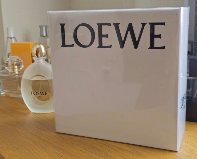 Loewe Aire edt Estuche