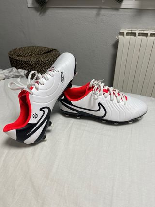 Zapatos de futbol , tacos