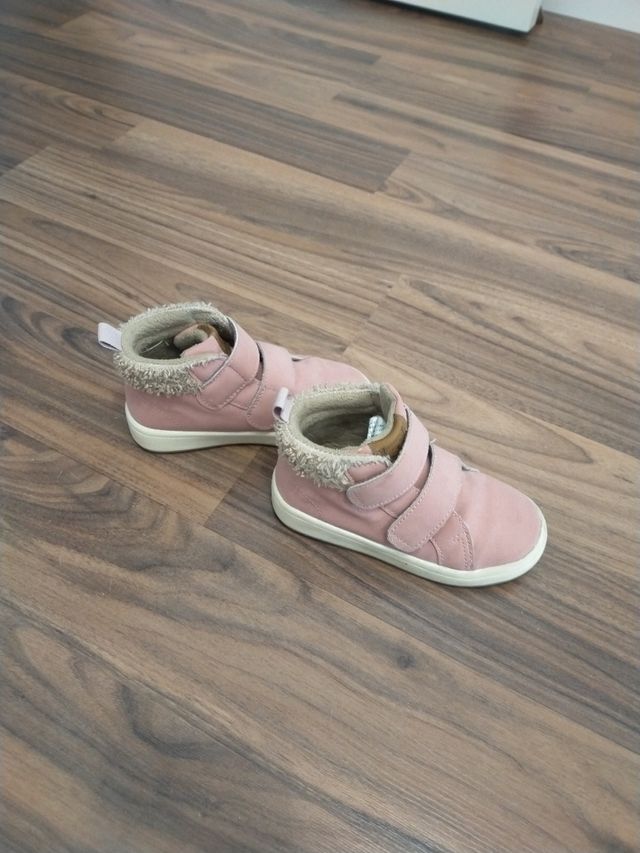 Botas niña respetuosas