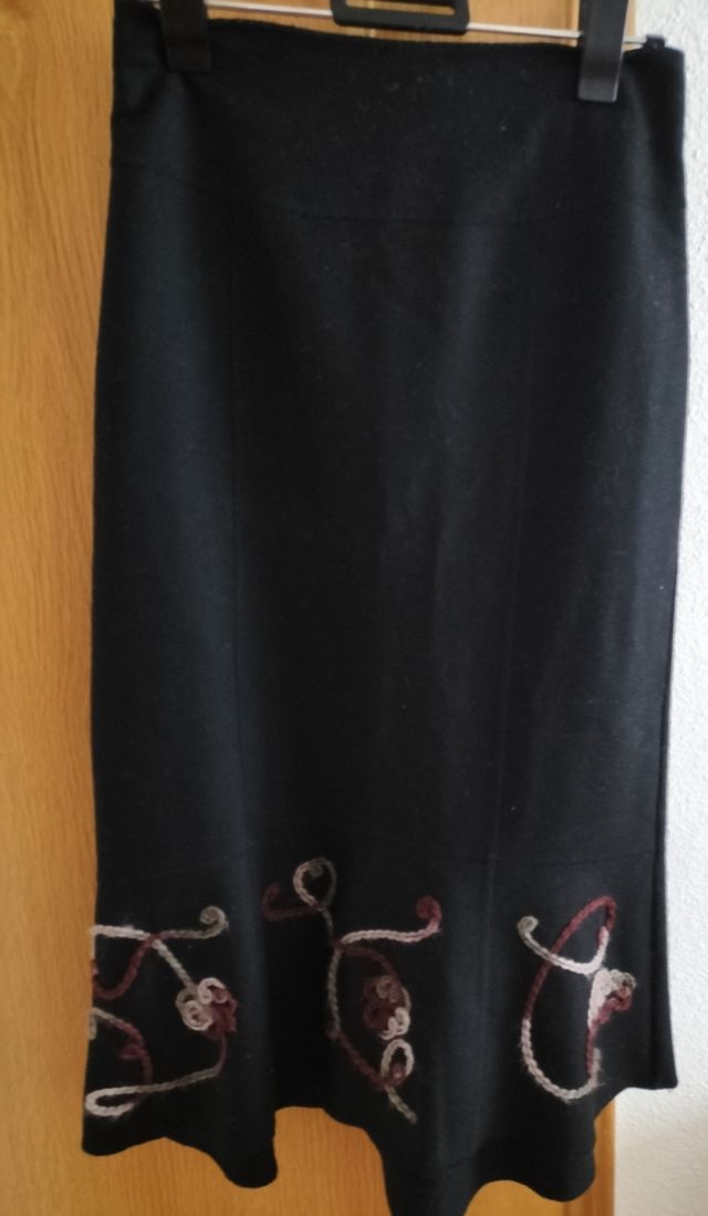 FALDA NEGRA DE INVIERNO. PROMOD.T.38