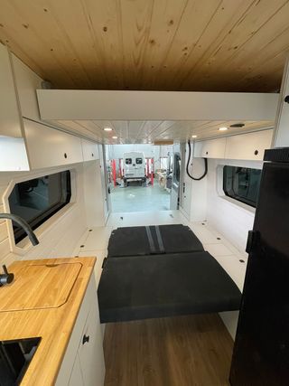Camper autocaravana sobre Fiat Ducato Maxi