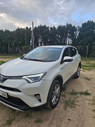 Toyota RAV4 2017