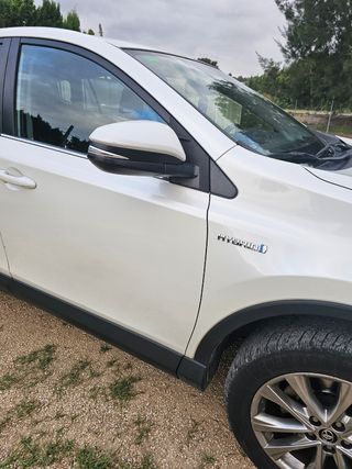 Toyota RAV4 2017