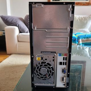 TORRE HP COMPAQ CQ2000 PC