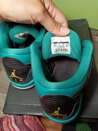Zapatillas Air Jordan 3 Retro talla 39*