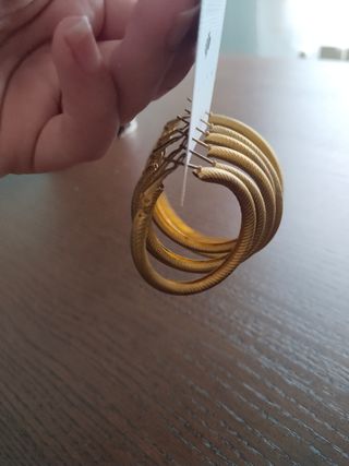 Pendientes de aro dorados