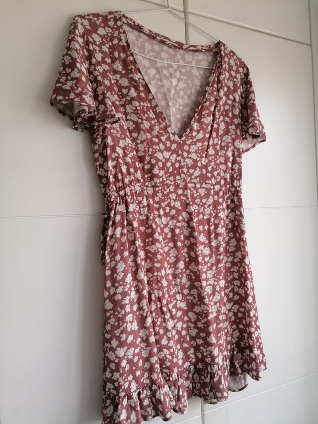 Vestido rosa de flores