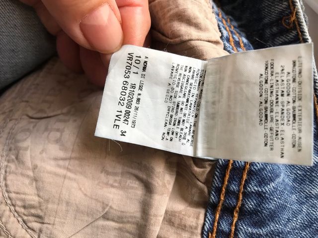 Pant John Galliano t.30/44 jeans-push up.