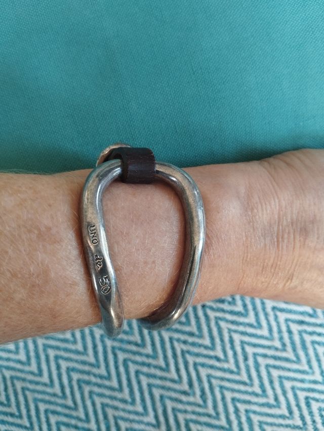 PULSERA 1 DE 50 CON CIERRE CUERO