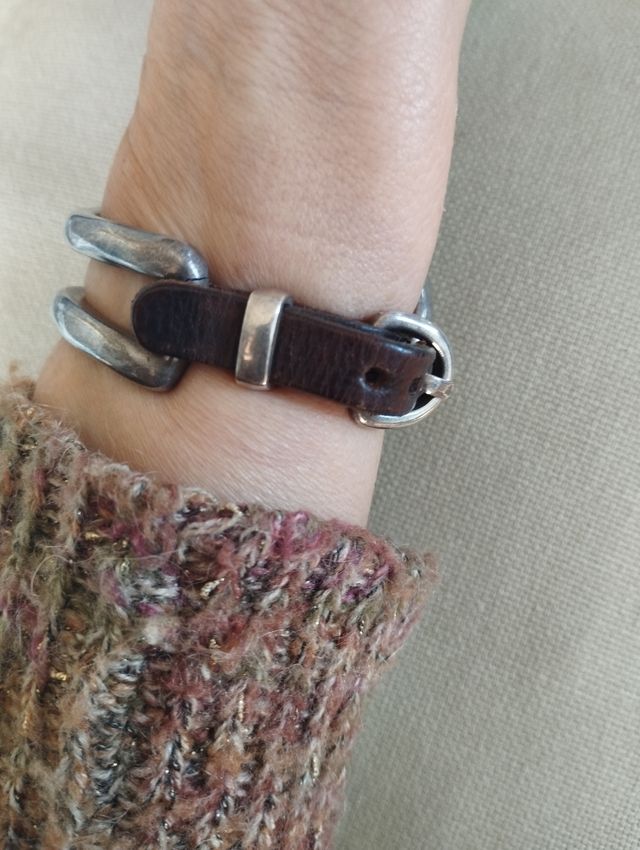 PULSERA 1 DE 50 CON CIERRE CUERO