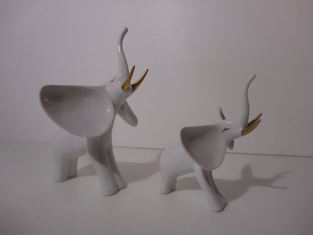 COPPIA DI ELEFANTI IN CERAMICA HOLLOHAZA UNGHERESE