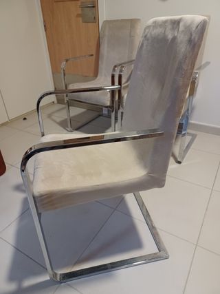 LOTE DE 5 SILLAS URGE VENDER