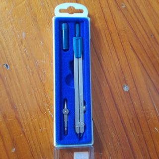 Compás vintage Staedtler, años 80, nuevo