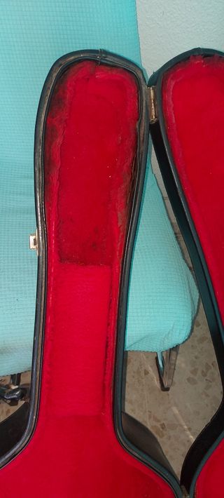Funda de guitarra vintage