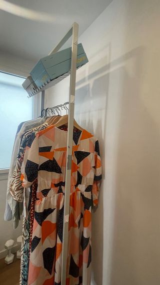 SE ESCUCHAN OFERTAS Perchero estructura de hierro