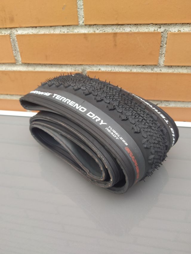 VITTORIA Terreno Dry 700x38 Grafeno 2.0 TUBELESS