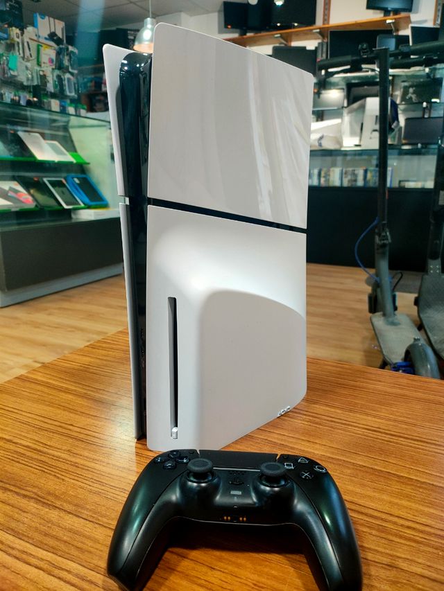 CD PS 5 Slim da 1 TB