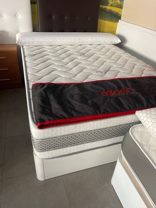 •Pacchetto materassi e tartine nuovo•