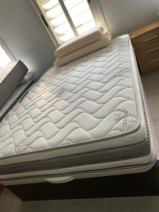 •Pacchetto materassi e tartine nuovo•