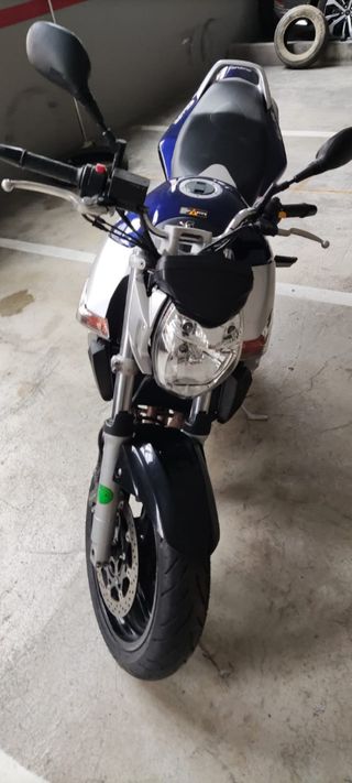 Suzuki GSR 600