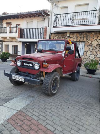 Toyota Land Cruiser 20/11/1975