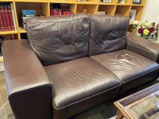 dos Sofas piel marron