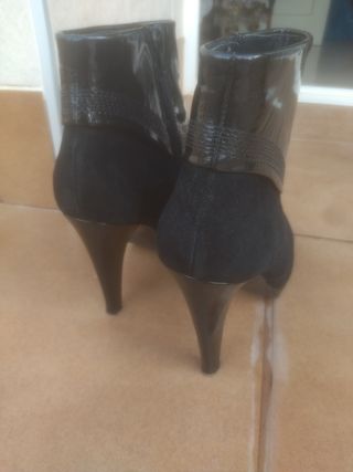 Botines negros