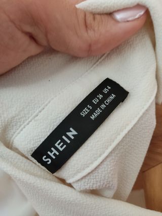 camisa blanca/color crema