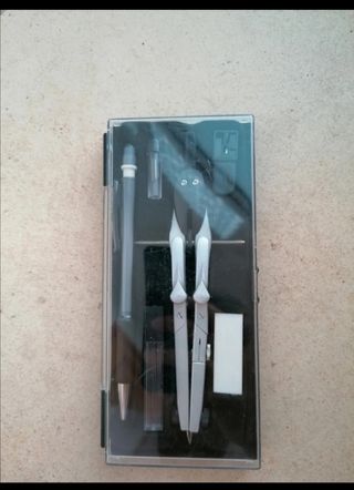 Compás y portaminas