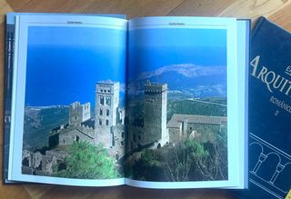 2 Tomos ARQUITECTURA: ROMÁNICO I y II