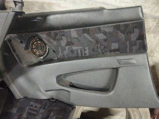 Despiece vario de Citroen xsara en buen estado.Ai tapizados traseros,asientos traseros,bandeja sin agujero,bajantes techo,ventanas traseras y algún cinturón.Preferiblemente se vende todo junto