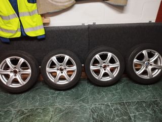 LLantas 4x100 15" con neumáticos