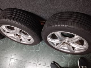 LLantas 4x100 15" con neumáticos