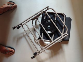 Mesas de camping y de caza. Giratorias.