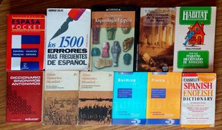 SE VENDEN DICCIONARIOS VARIADOS. HAGO ENVÍOS