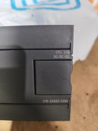 PLC Siemens S7-200 CPU 226 DC/DC/DC