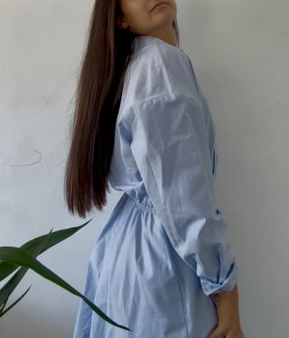 Vestido camisa Zara con etiqueta